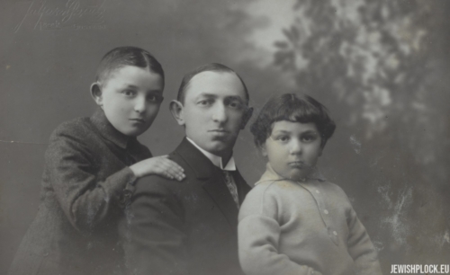 Izrael Abram (Julius) Bomzon, Lejb Bomzon, and Icek Jakub (Kuba) Bomzon, ca. 1924